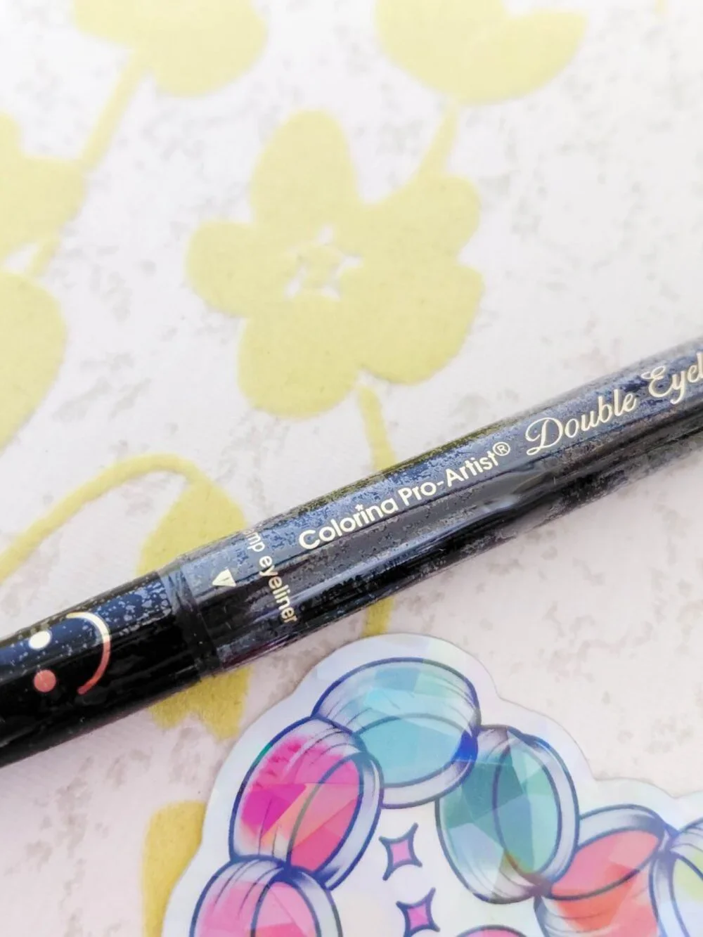 Set of 5 BRAND NEW eyeliners Glisten Cosmetics